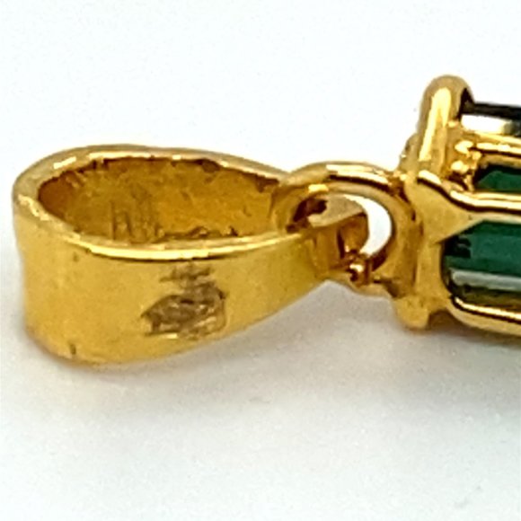 Green Tourmaline 3.10ct Solid 18K Yellow Gold Pendant - Picture 9 of 9